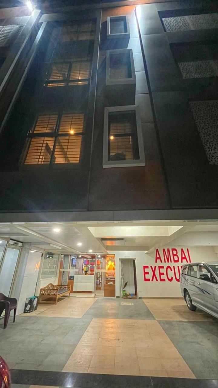 Hotel Ambai Executive Tuljapur Екстериор снимка