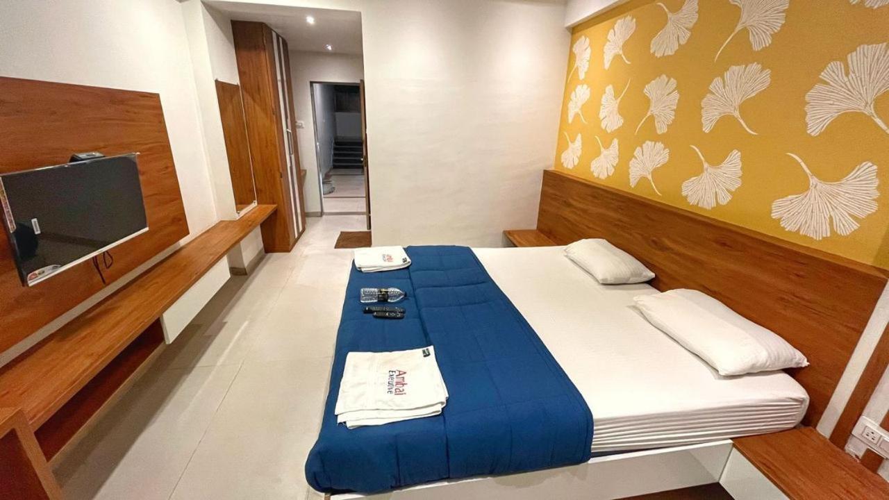 Hotel Ambai Executive Tuljapur Екстериор снимка